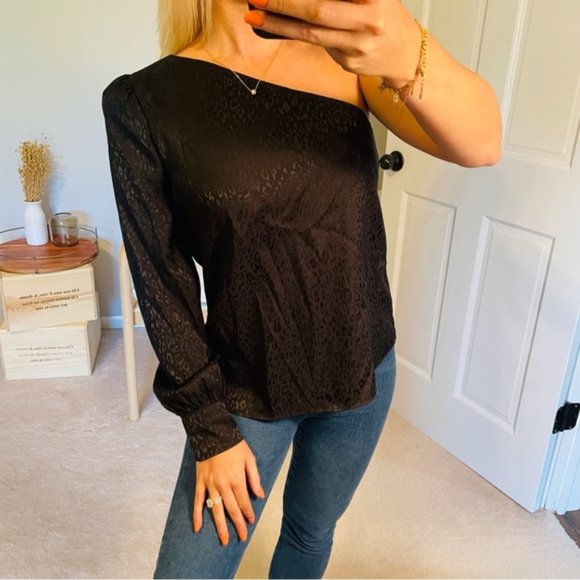 Socialite One Shoulder Long Sleeve Black Cheetah Print Blouse Top HOC Winter - Picture 1 of 5